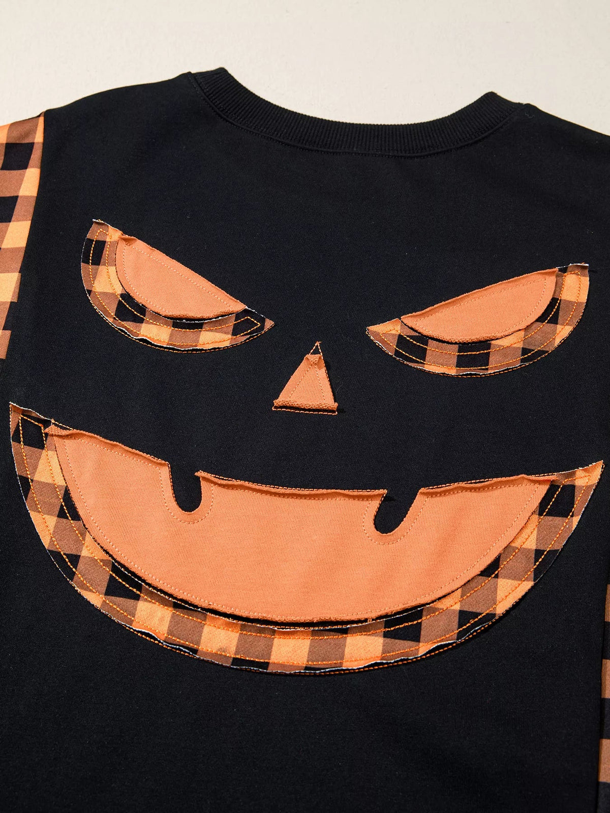 Patchwork Plaid Pumpkin Face Long Sleeve Top – Mayce Halloween Edit